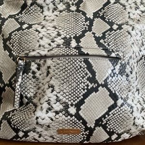 Jessica Simpson hobo bag